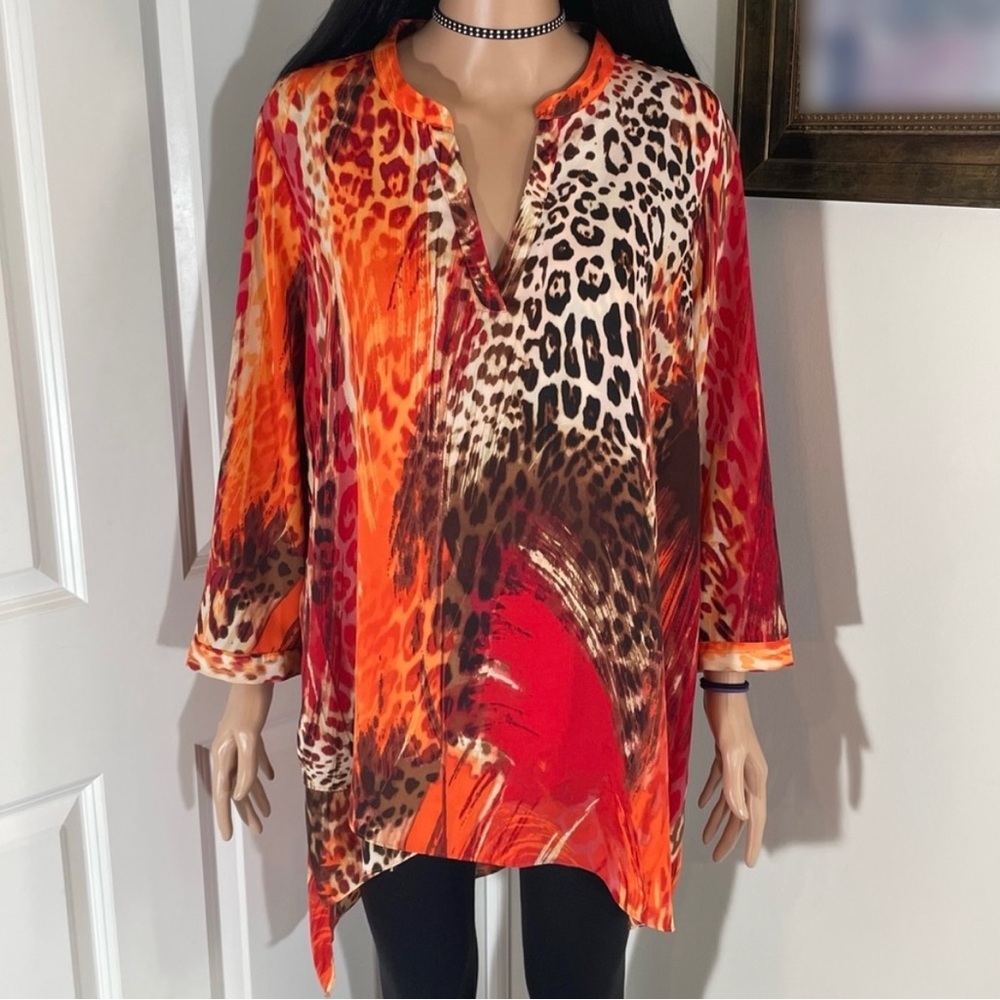 Zac & Rachel Leopard Print Tunic Blouse - Abstract Pattern